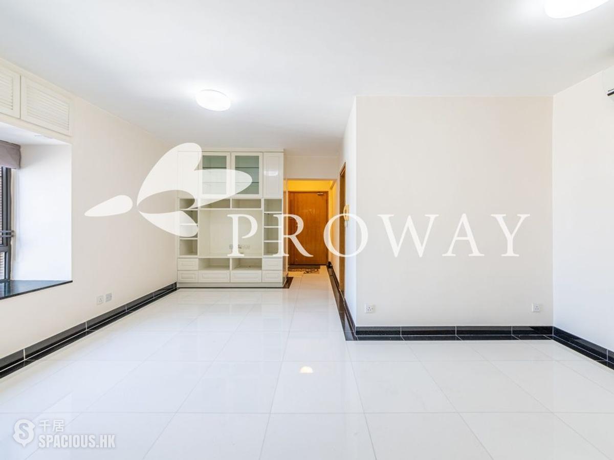 Central - Hollywood Terrace 01