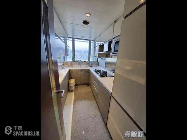 West Kowloon - The Harbourside Block 2 11