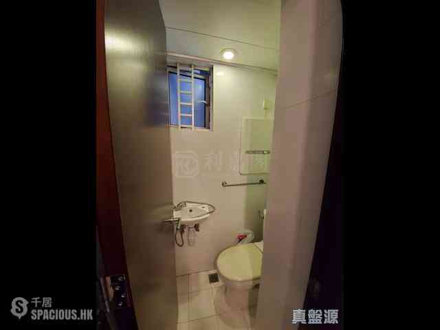 West Kowloon - The Harbourside Block 2 12