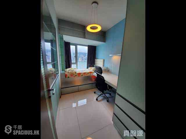 West Kowloon - The Harbourside Block 2 13
