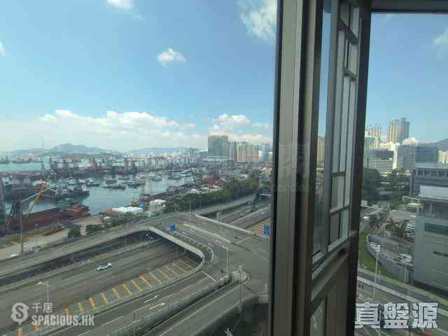 West Kowloon - The Harbourside 01