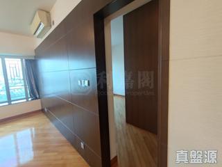 West Kowloon - The Harbourside 16