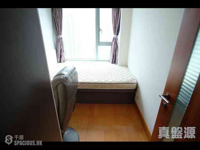 West Kowloon - The Harbourside Block 3 07
