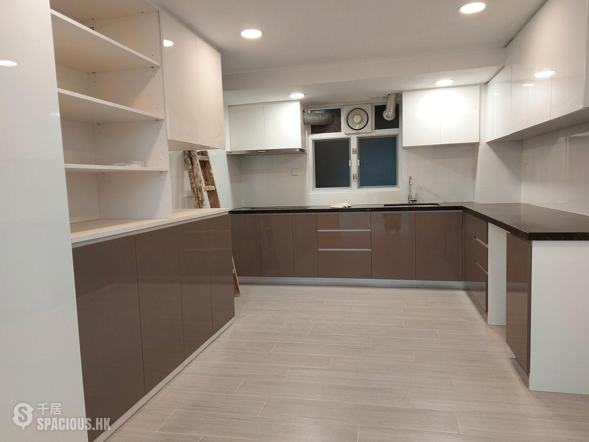 Tsim Sha Tsui - Far East Mansion 01