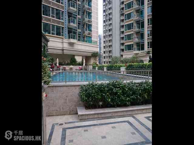 Wan Chai - The Avenue 07