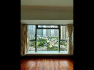West Kowloon - The Harbourside 14