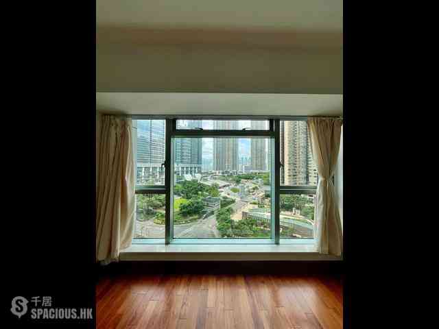 West Kowloon - The Harbourside 14