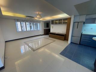 Sai Ying Pun - Wing Cheung Court 08