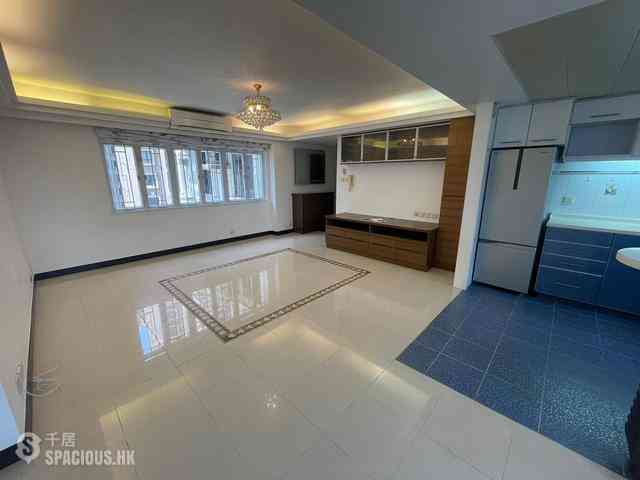 Sai Ying Pun - Wing Cheung Court 08