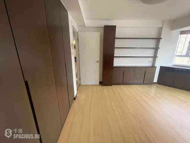 Sai Ying Pun - Wing Cheung Court 22