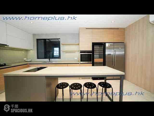 Clear Water Bay - Rainbow Villas 09