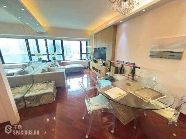 West Kowloon - The Arch Star Tower (Block 2) 01