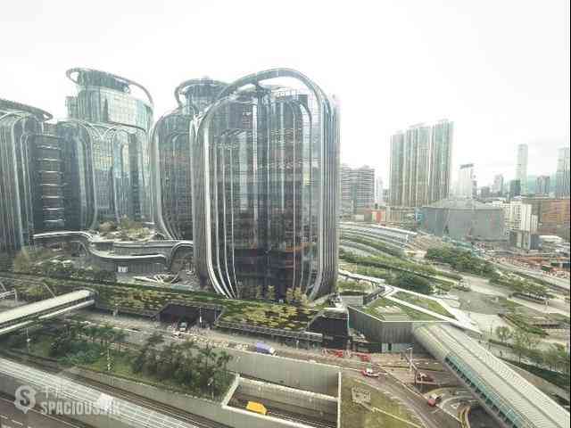 West Kowloon - The Arch Star Tower (Block 2) 03