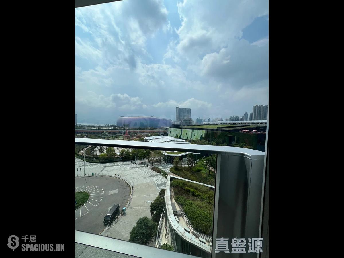 Kai Tak - The Henley 01