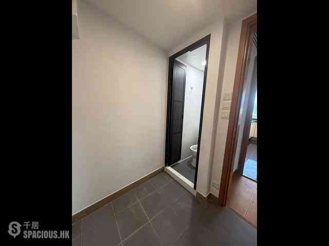 West Kowloon - The Harbourside Block 1 08