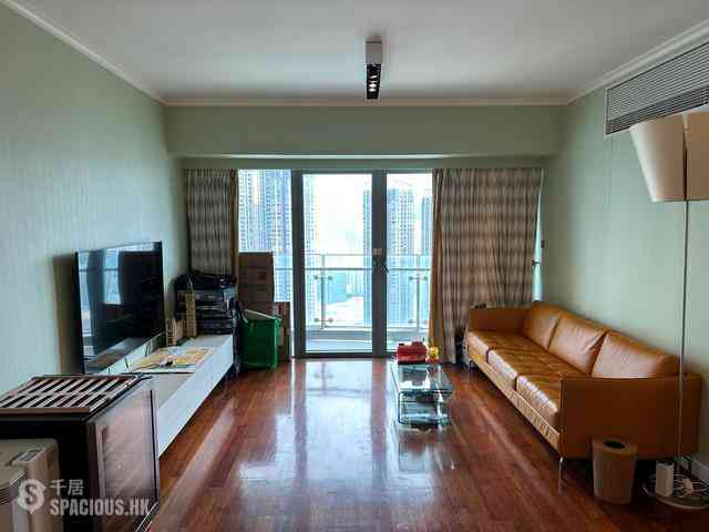 West Kowloon - The Harbourside Block 3 02