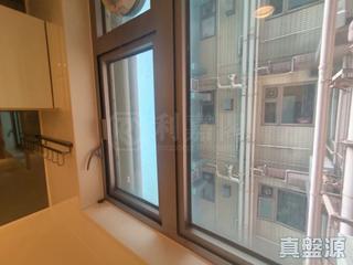 Tai Kok Tsui - Harbour Green Tower 6 05