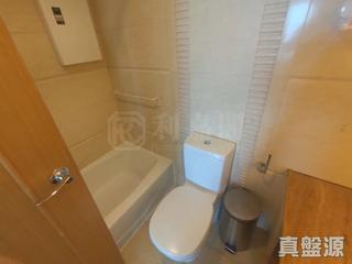 Tai Kok Tsui - Harbour Green Tower 6 11
