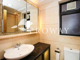 West Kowloon - The Arch Moon Tower (Block 2A) 11