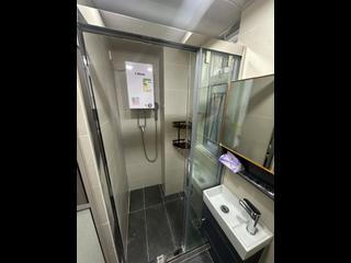 Wan Chai - Chuen Fung House 02