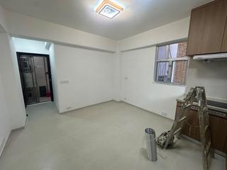 Wan Chai - Chuen Fung House 09