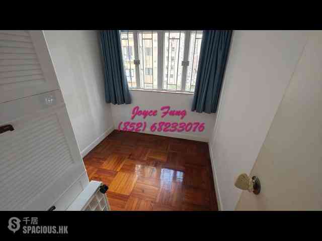 Sai Ying Pun - Fook Moon Building 05