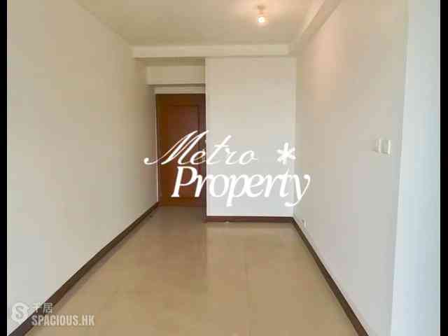 Kennedy Town - The Merton Tower 3 03