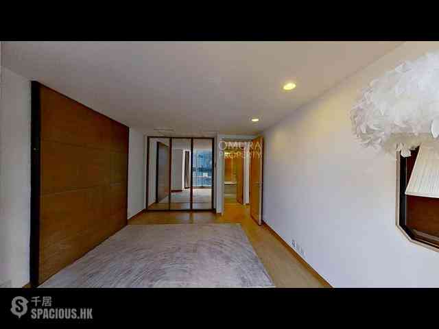 Wan Chai - Convention Plaza Apartments 12