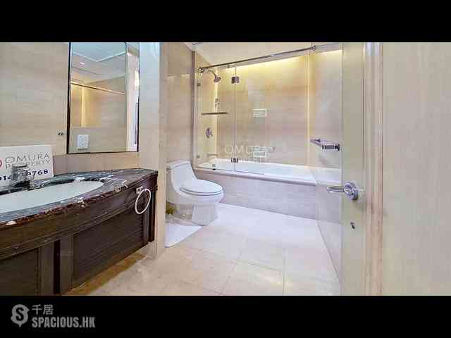 Wan Chai - Convention Plaza Apartments 13