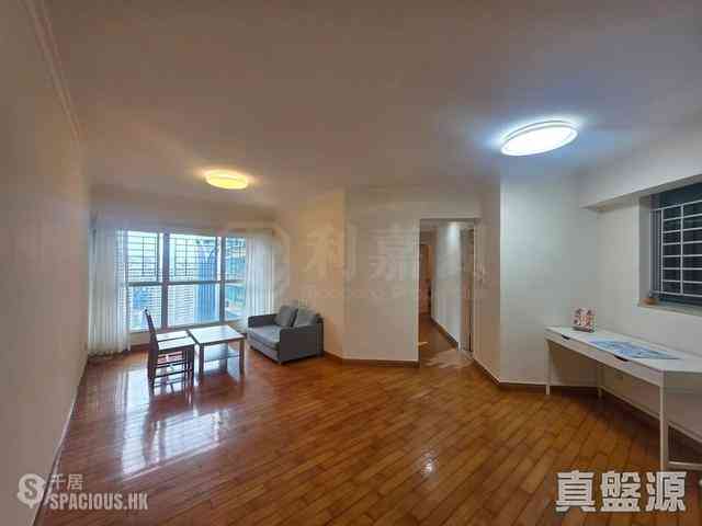 West Kowloon - The Waterfront Phase 1 Block 2 08