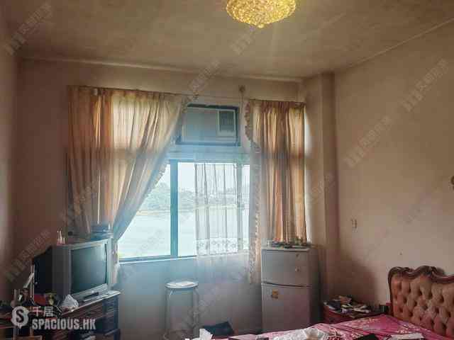 Chung Hom Kok - Cypresswaver Villas Block B 05