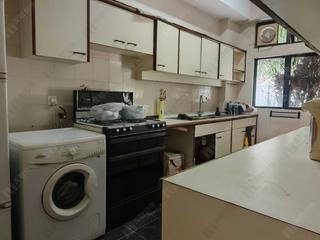 Chung Hom Kok - Cypresswaver Villas Block B 06