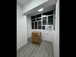 Sham Shui Po - 1A-1E, Un Chau Street 02