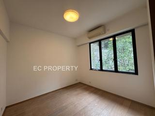 Mid Levels West - Peace Court 06