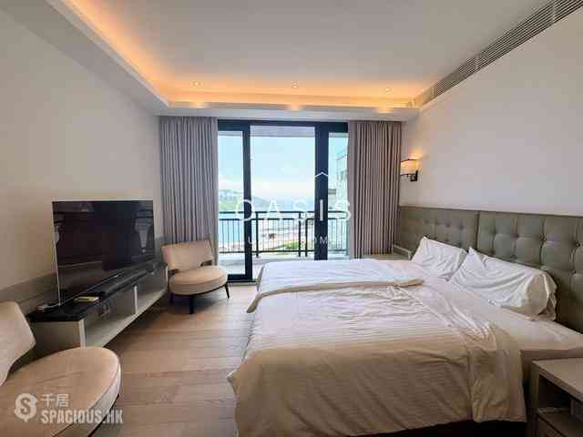 Chung Hom Kok - Pinewaver Villas 08
