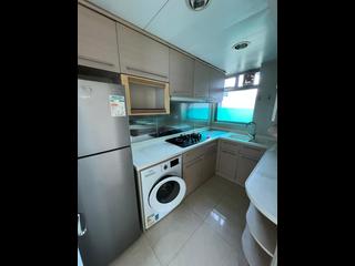 Tung Chung - Caribbean Coast Phase 3 Carmel Cove Tower 11 04