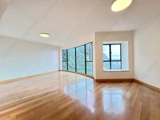 Mid Levels Central - Hillsborough Court Block 4 09