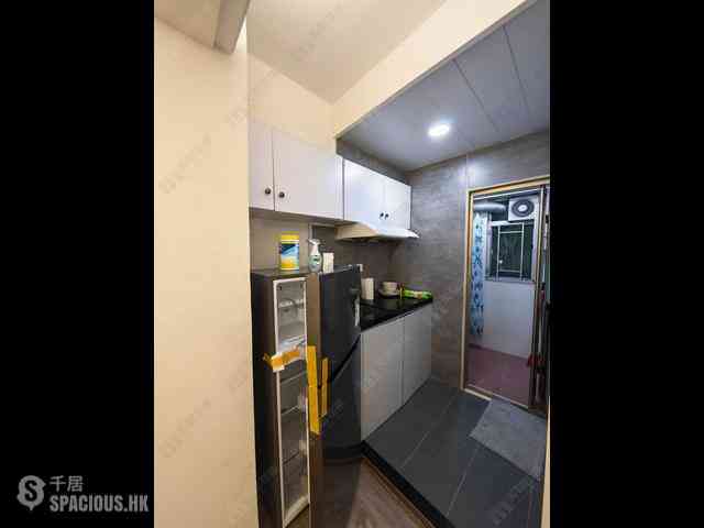 Central - Yuen Ming Building 02