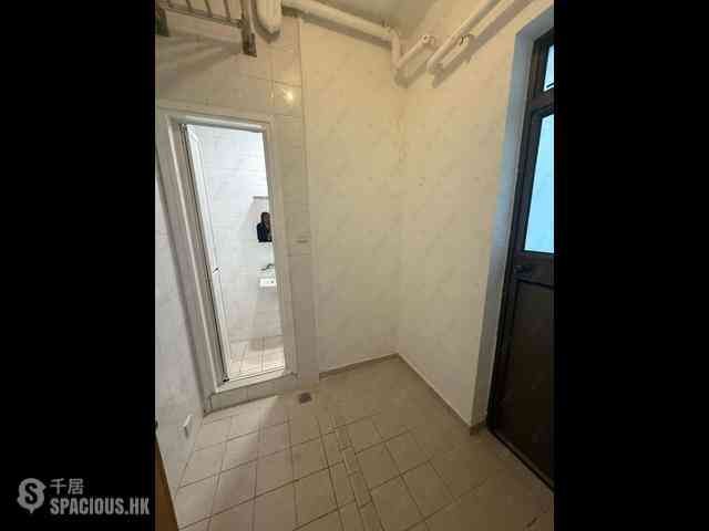 Shek Tong Tsui - The Belcher's Phase 2 Block 8 12