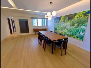 Mid Levels Central - Clovelly Court Block 1 06