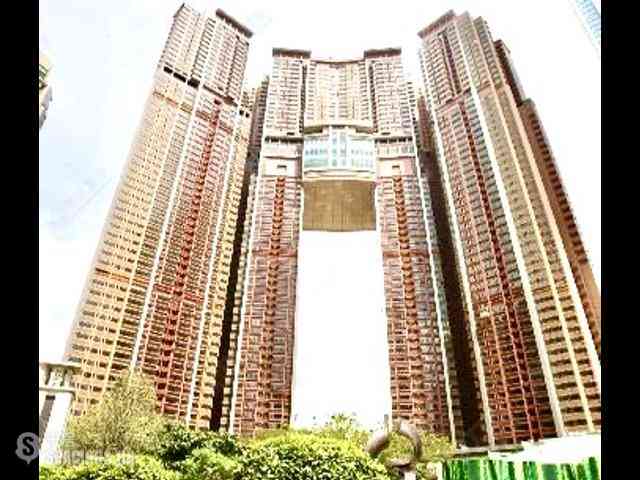 West Kowloon - The Arch Star Tower (Block 2) 09
