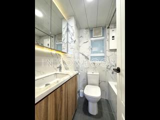 Prince Edward - Fook Luk Building 04