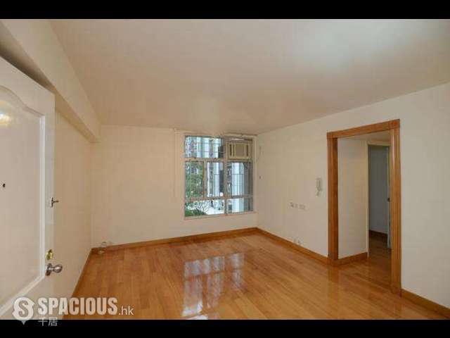 Tai Koo Shing - Tai Koo Shing Sing Fai Terrace Ngan Sing Mansion 01