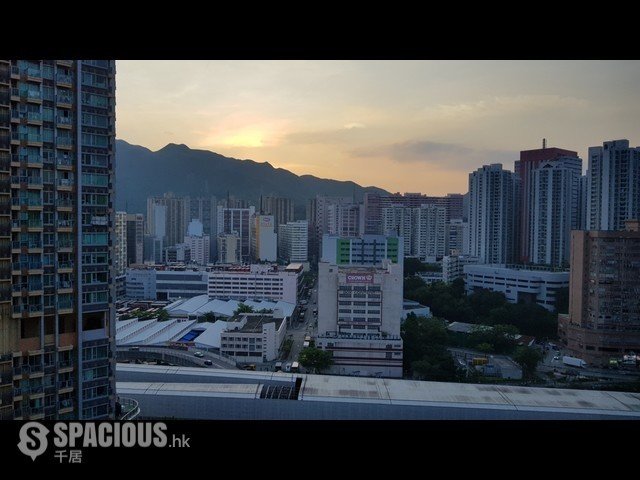 Tuen Mun - The Parkville 01