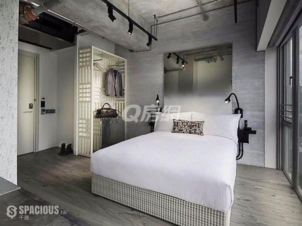 Wong Chuk Hang - Ovolo Southside 01