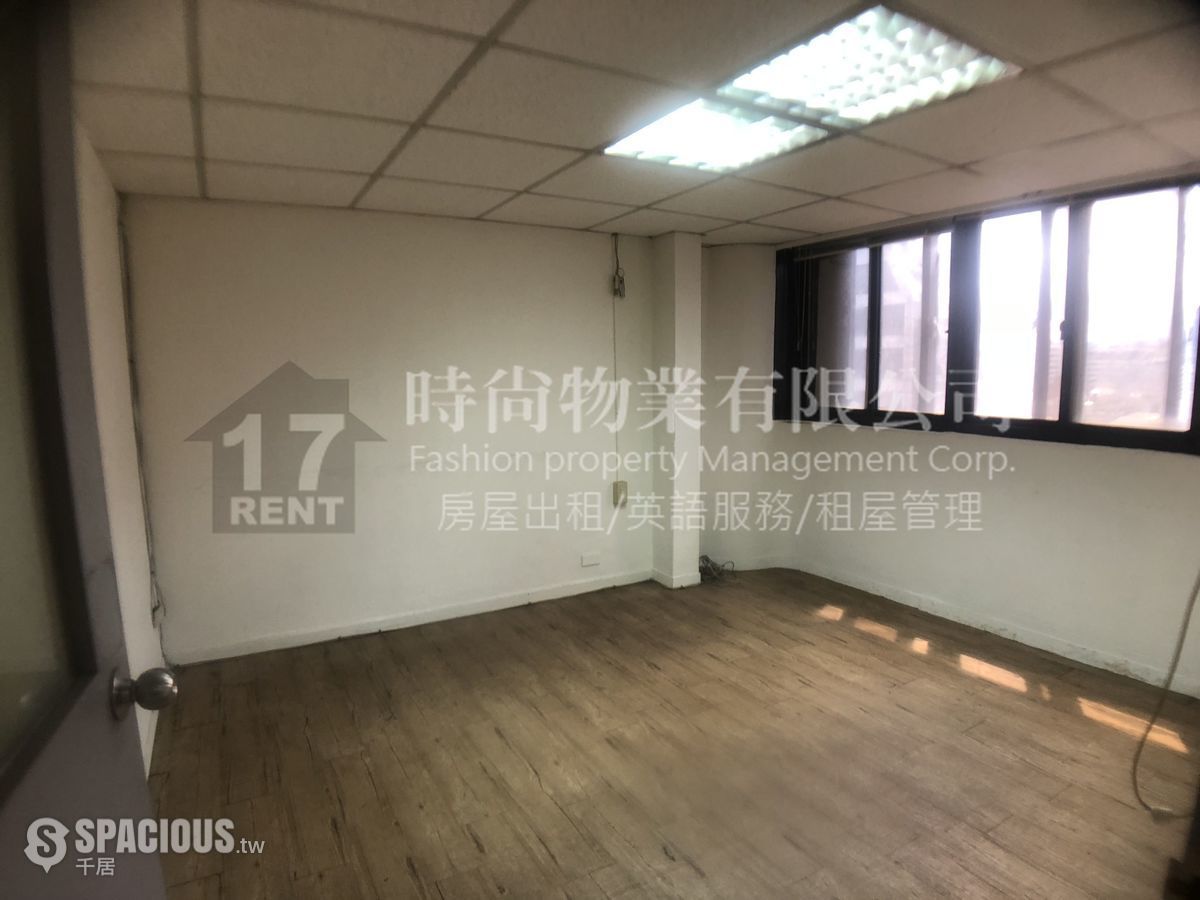 Daan - No. XX, Section 4, Zhongxiao East Road, Da’an District, Taipei City, Taiwan 106 01