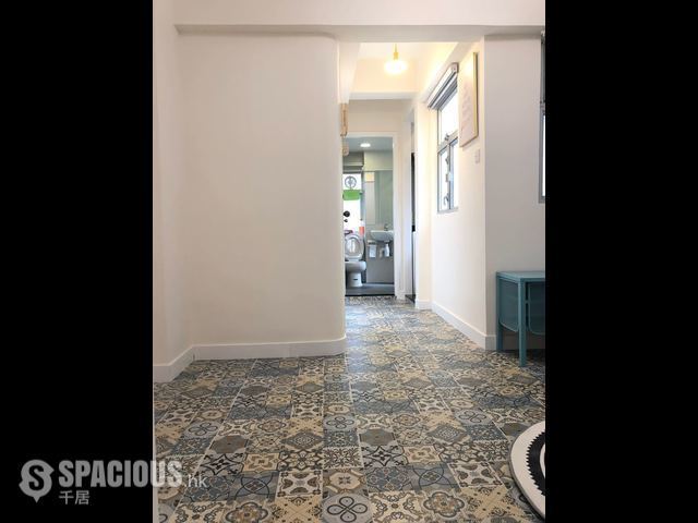 Sai Ying Pun - 115, First Street 01