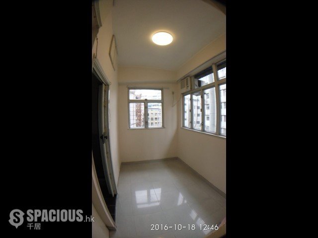 Sham Shui Po - 18-20, Apliu Street 01