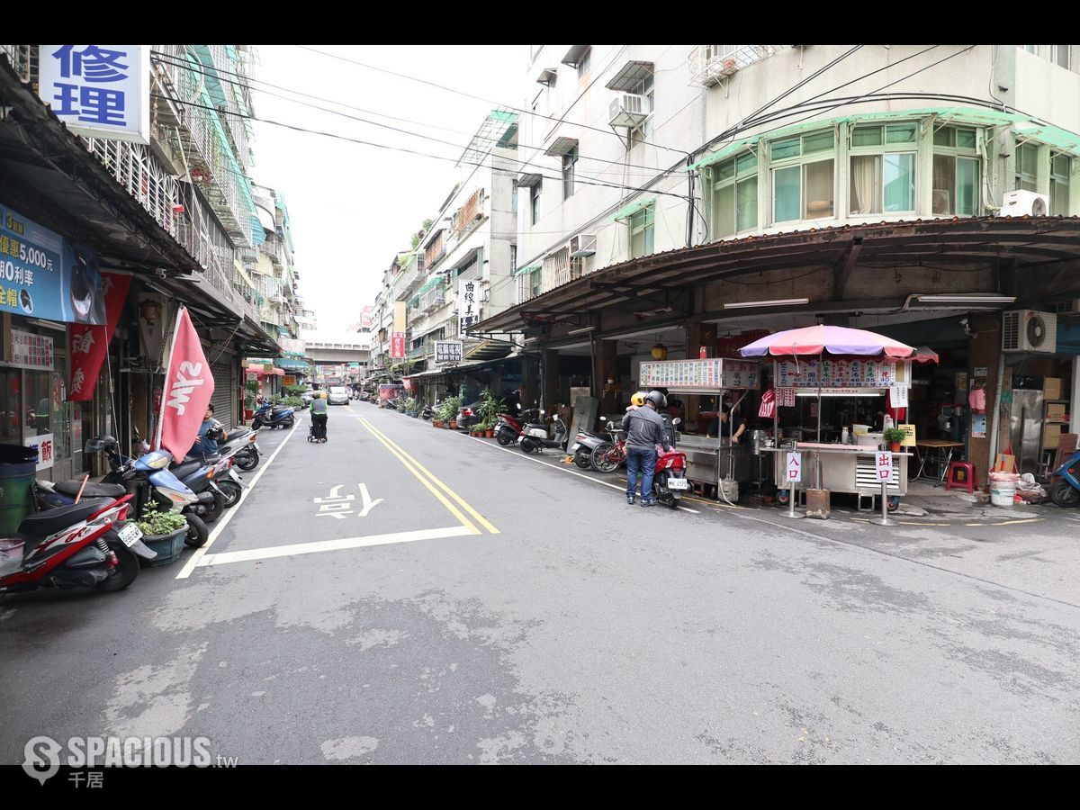 Sanchong - XX Lane 130, Section 1, Chongyang Road, Sanchong, Taipei 01