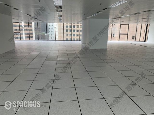 Central - Henley Building 01